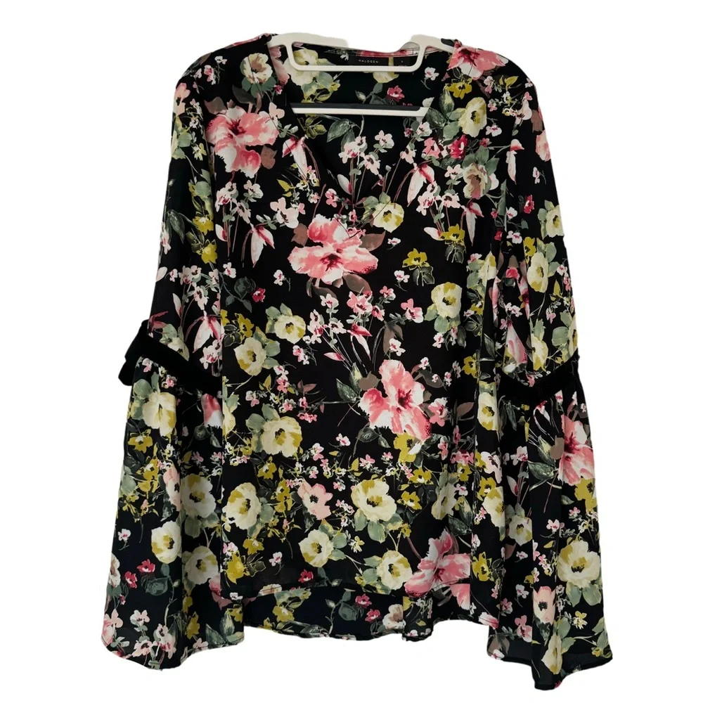 Halogen V-Neck Black Floral Long Sleeve Bell‎ Sleeve Velvet Tie Blouse Small